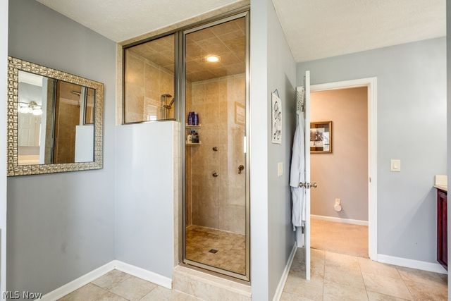 6325 Brecksville Road, Independence, OH 44131