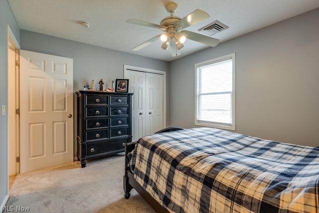 6325 Brecksville Road, Independence, OH 44131