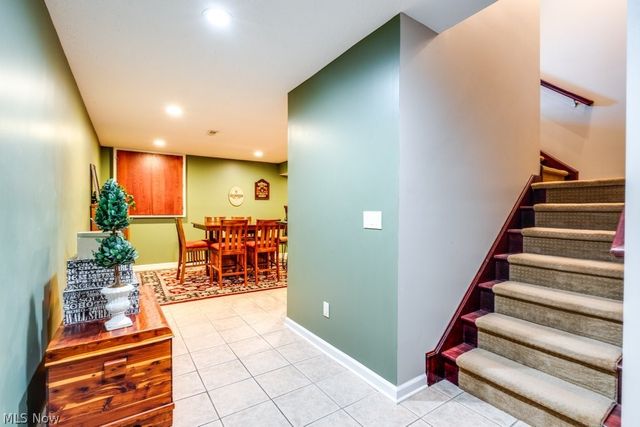 6325 Brecksville Road, Independence, OH 44131