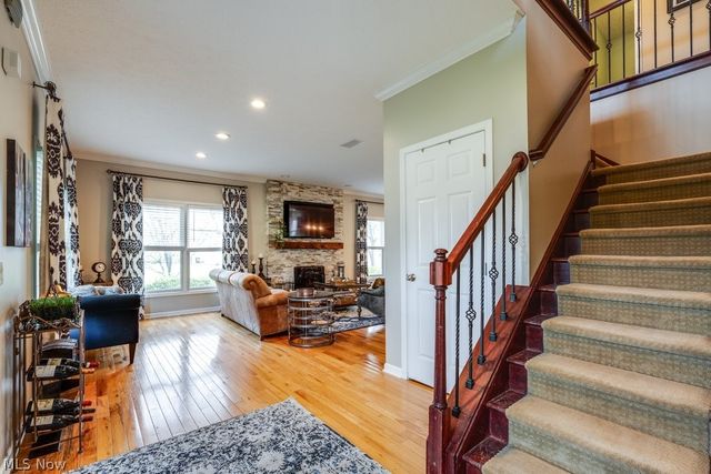 6325 Brecksville Road, Independence, OH 44131