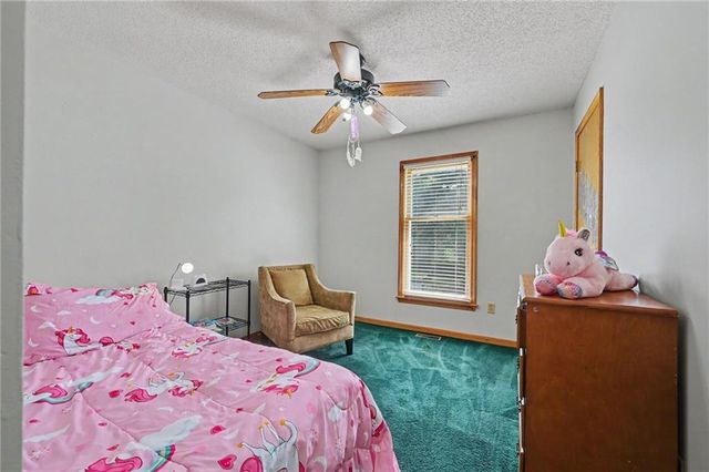 8626 N Wayland Avenue, Kansas City, MO 64153