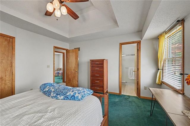 8626 N Wayland Avenue, Kansas City, MO 64153