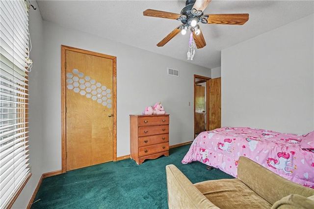 8626 N Wayland Avenue, Kansas City, MO 64153