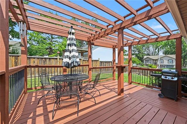 8626 N Wayland Avenue, Kansas City, MO 64153
