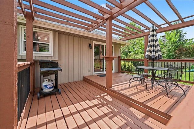 8626 N Wayland Avenue, Kansas City, MO 64153