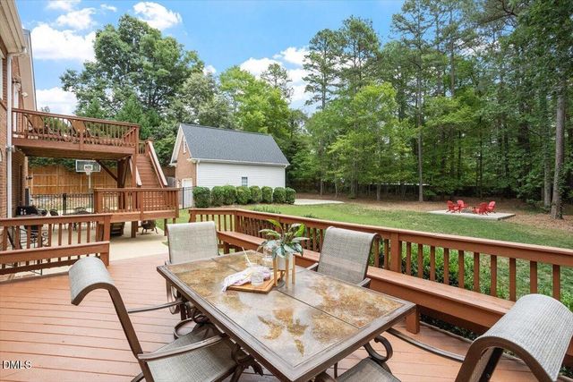 10108 Clairbourne Place, Raleigh, NC 27615