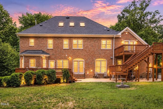 10108 Clairbourne Place, Raleigh, NC 27615