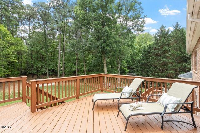 10108 Clairbourne Place, Raleigh, NC 27615