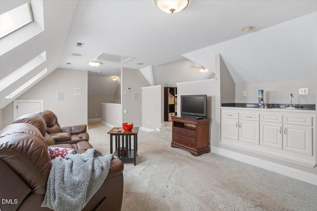 10108 Clairbourne Place, Raleigh, NC 27615
