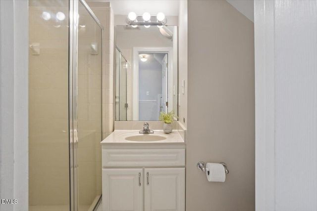 10108 Clairbourne Place, Raleigh, NC 27615