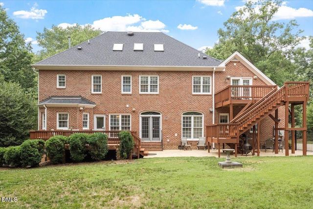 10108 Clairbourne Place, Raleigh, NC 27615
