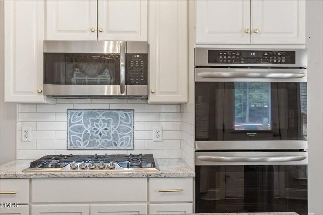 10108 Clairbourne Place, Raleigh, NC 27615