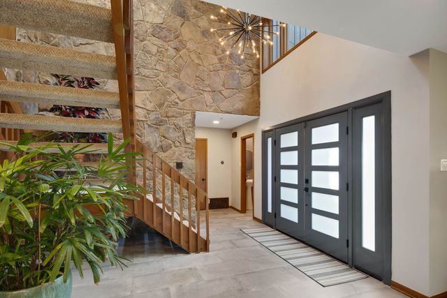 1794 HUNTERS HILL CV, Germantown, TN 38138