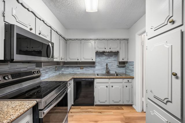 2019 Fleur De Lis Court, Arlington, TX 76012