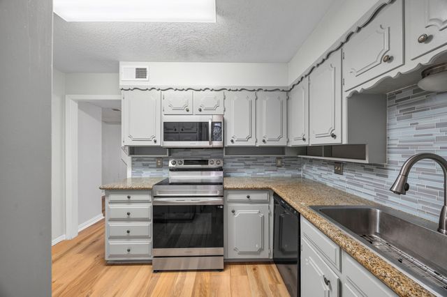 2019 Fleur De Lis Court, Arlington, TX 76012