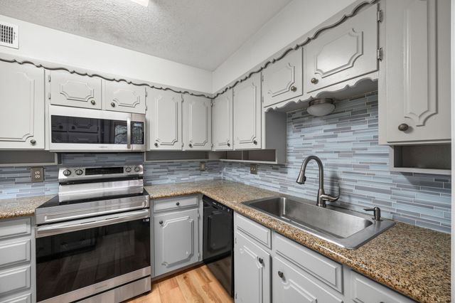 2019 Fleur De Lis Court, Arlington, TX 76012