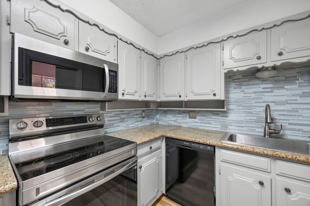 2019 Fleur De Lis Court, Arlington, TX 76012