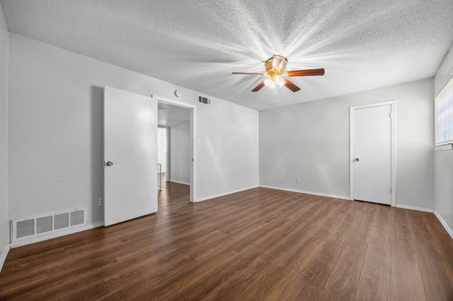 2019 Fleur De Lis Court, Arlington, TX 76012