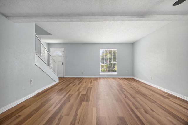 2019 Fleur De Lis Court, Arlington, TX 76012