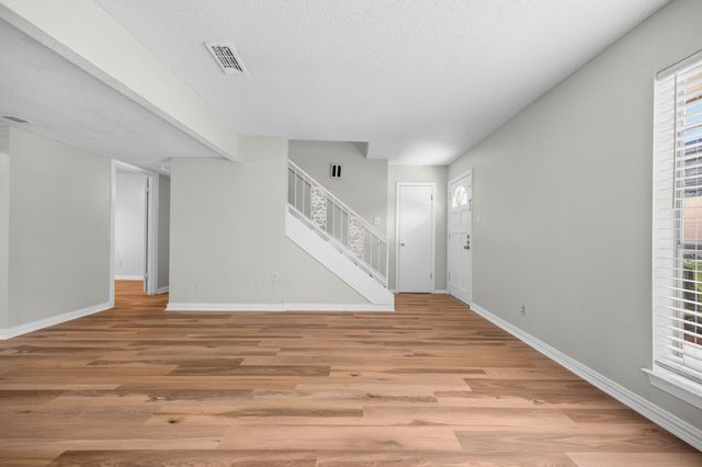 2019 Fleur De Lis Court, Arlington, TX 76012