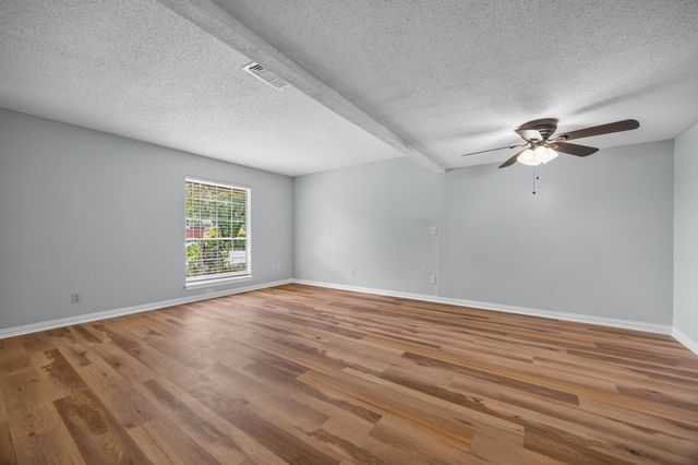 2019 Fleur De Lis Court, Arlington, TX 76012