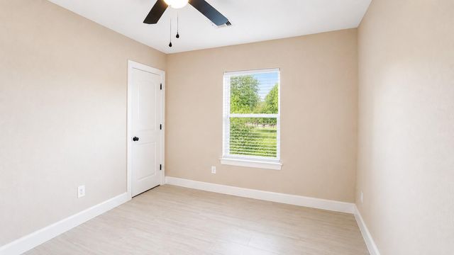 1206 Pinewood Lane, Pasadena, TX 77502