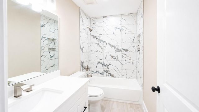 1206 Pinewood Lane, Pasadena, TX 77502