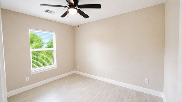 1206 Pinewood Lane, Pasadena, TX 77502
