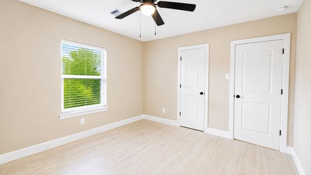 1206 Pinewood Lane, Pasadena, TX 77502