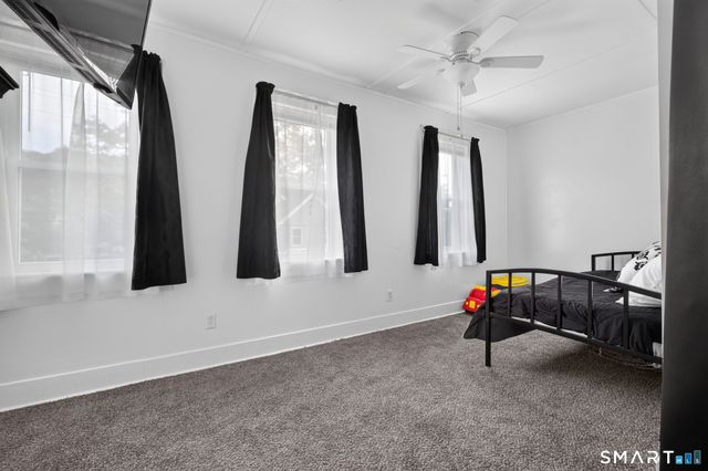 27 School Street, Branford, CT 06405