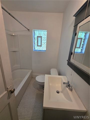 274 Dewey Avenue, Buffalo, NY 14214