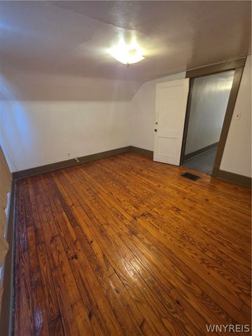 274 Dewey Avenue, Buffalo, NY 14214