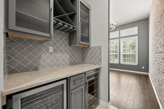 865 Catalina LN, Austin, TX 78737