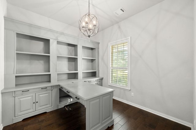 865 Catalina LN, Austin, TX 78737