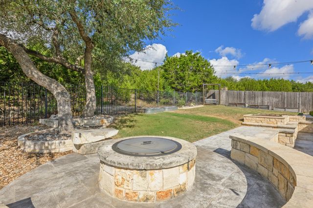 865 Catalina LN, Austin, TX 78737