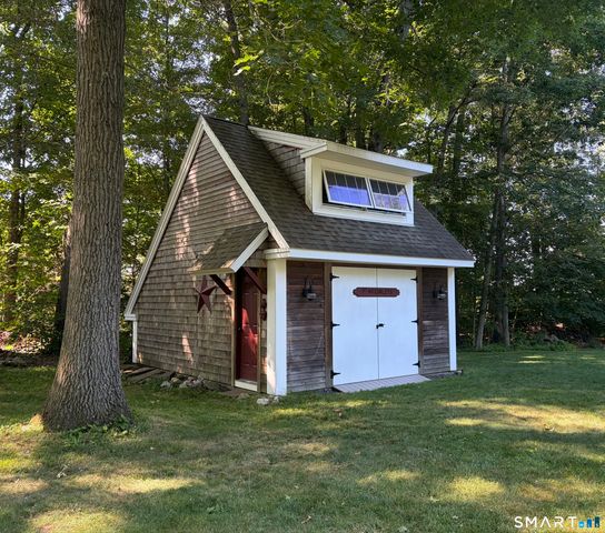 68 High Street, Portland, CT 06480