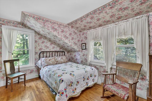 703 E Osterhout Avenue, Portage, MI 49002