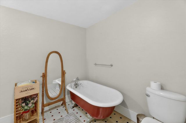 703 E Osterhout Avenue, Portage, MI 49002
