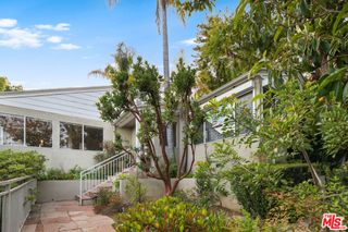 1211 Hilldale Avenue, West Hollywood, CA 90069