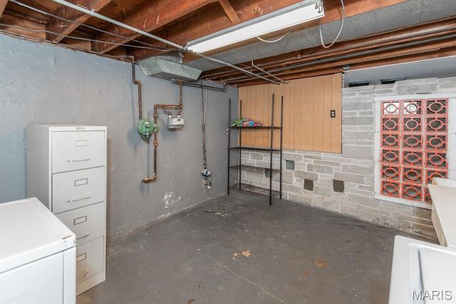 3651 Hilleman Avenue, St John, MO 63114