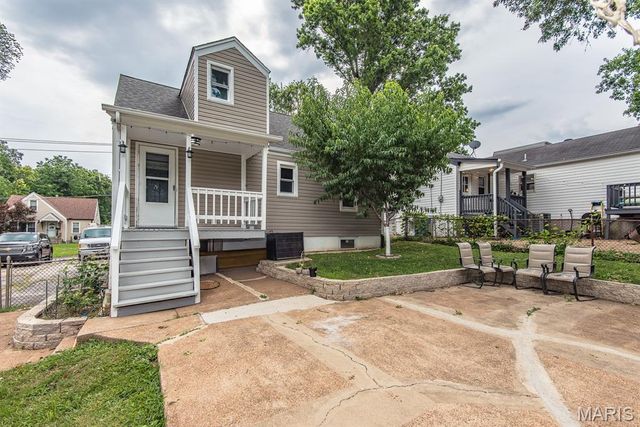 3651 Hilleman Avenue, St John, MO 63114