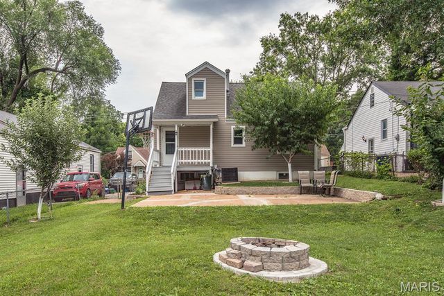 3651 Hilleman Avenue, St John, MO 63114