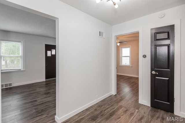 3651 Hilleman Avenue, St John, MO 63114