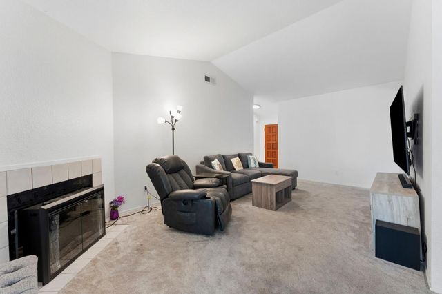 1346 May St, West Sacramento, CA 95605