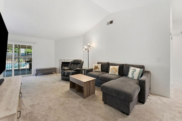 1346 May St, West Sacramento, CA 95605