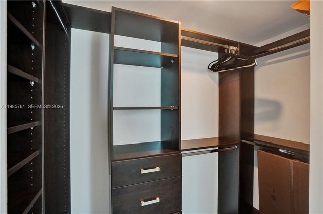 480 NE 30th St 1007, Miami, FL 33137