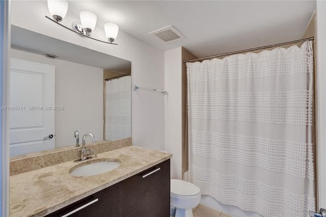 480 NE 30th St 1007, Miami, FL 33137