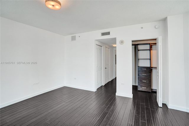 480 NE 30th St 1007, Miami, FL 33137