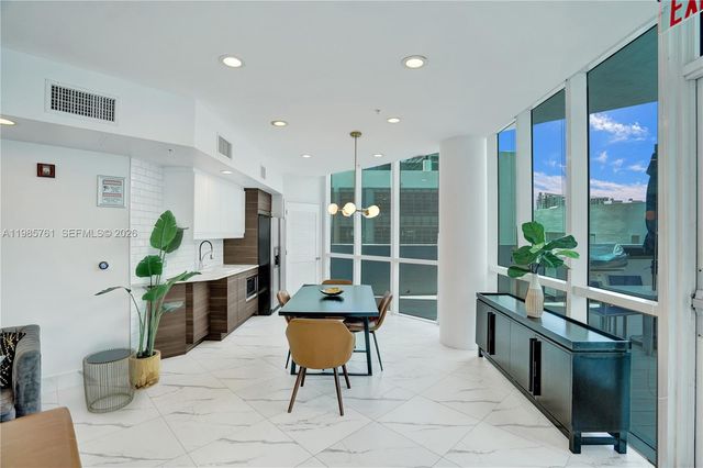 480 NE 30th St 1007, Miami, FL 33137