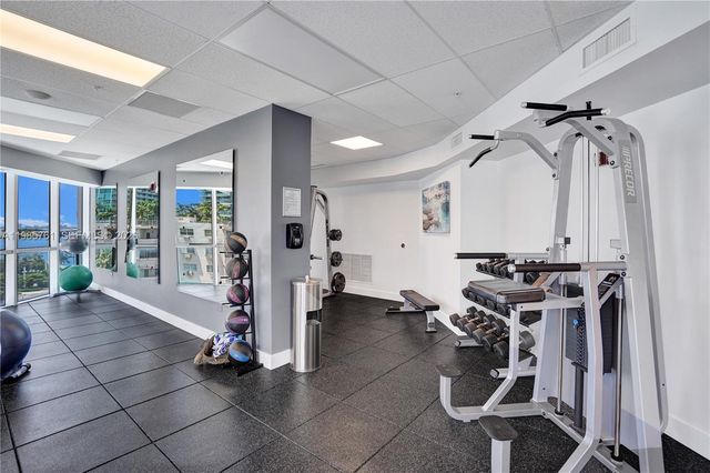 480 NE 30th St 1007, Miami, FL 33137